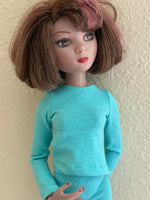 16" Ellowyne Jewel Neck Solid Color T-shirt