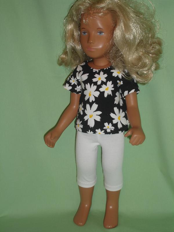 16" Sasha Print Short Sleeve Boat Neck T-shirt