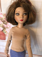 16" Ellowyne Jewel Neck Solid Color T-shirt