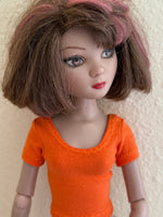 16" Ellowyne Solid Color T-shirt