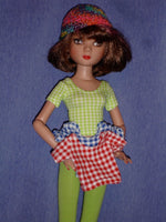 16" Ellowyne Print T-shirt