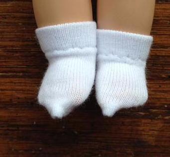 Teeny Tiny White Socks for 8 Vogue Ginny or Madame Alexander Wendy -   Canada